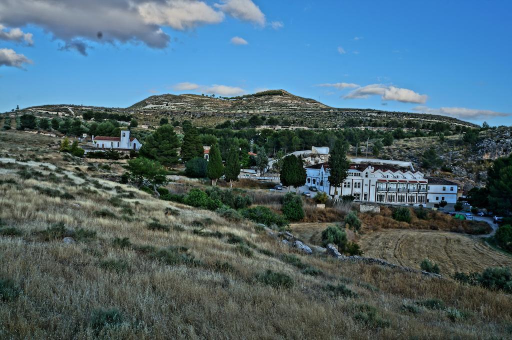 Balneario De Alicun De Las Torres Villanueva de las Torres Exterior photo